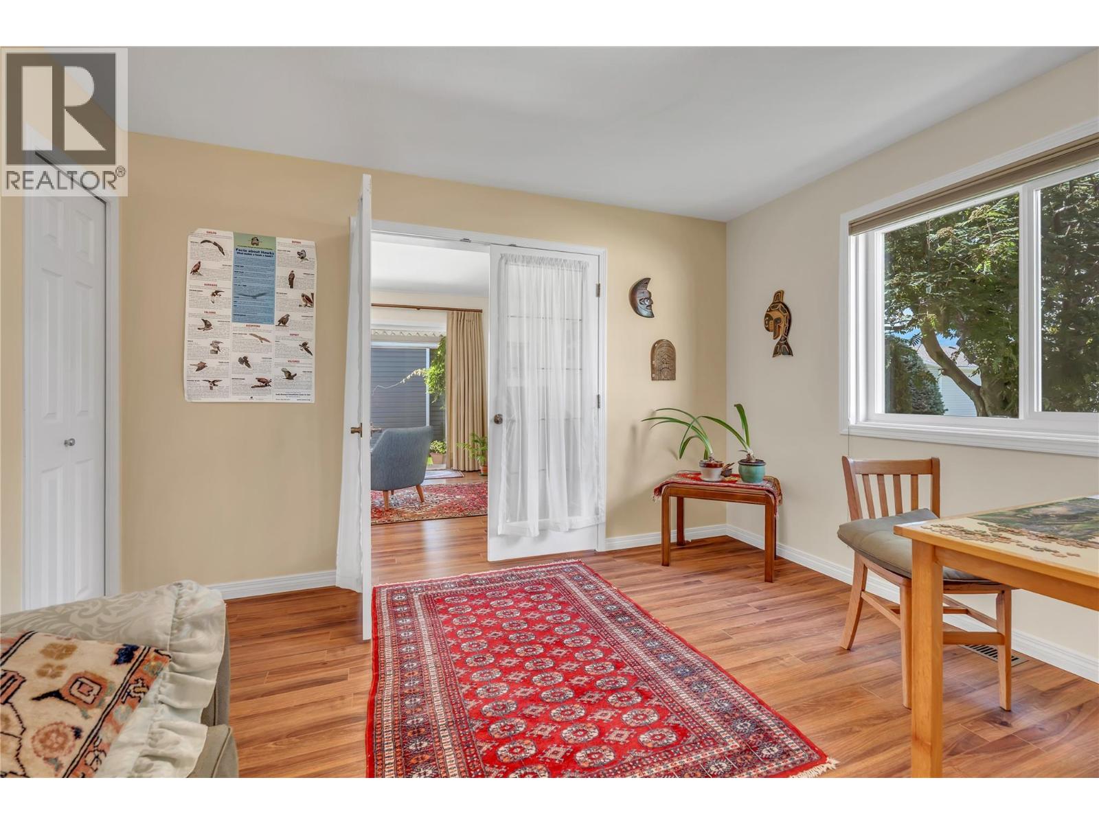 Listing image 17