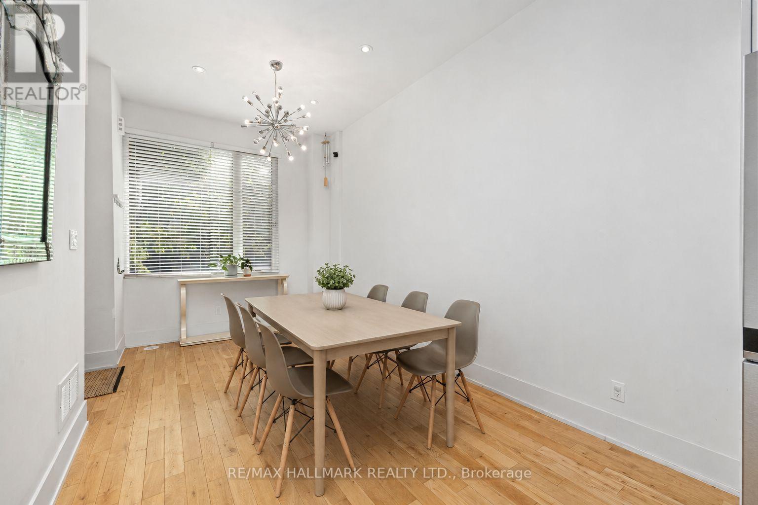 68 Boulton Avenue, Toronto, Ontario  M4M 2J5 - Photo 7 - E13461236