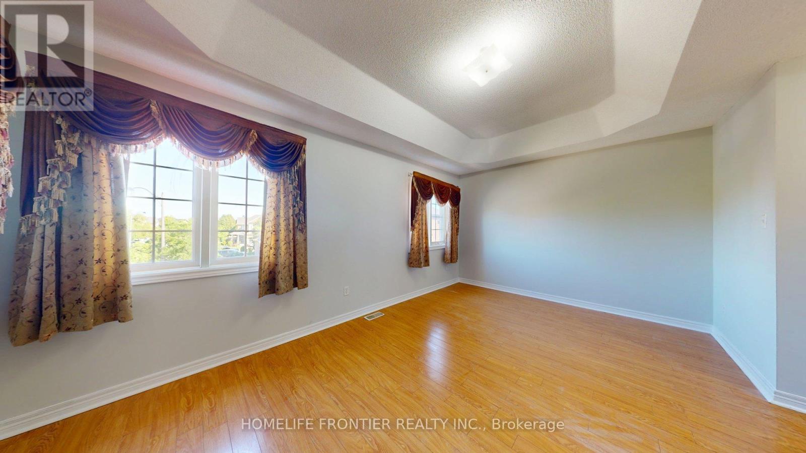 25 Rocky Point Crescent, Brampton, Ontario  L6V 4R7 - Photo 10 - W13144414