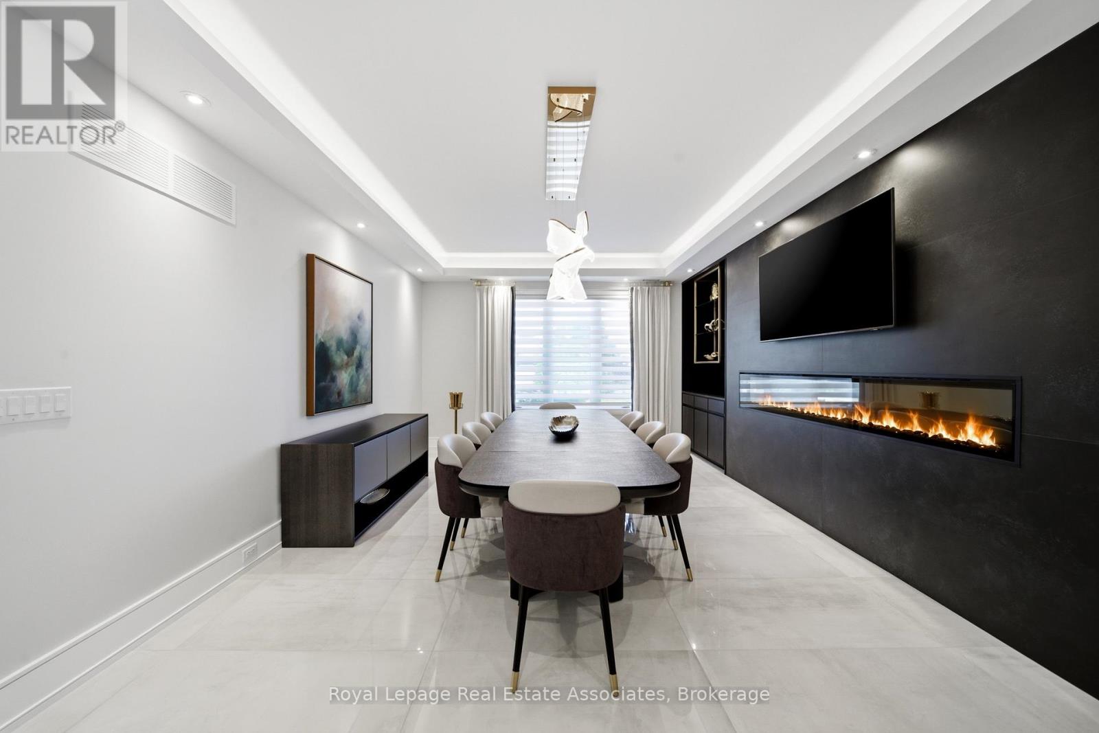 14 Joyce Parkway, Toronto, Ontario  M6B 2S9 - Photo 10 - W13429610