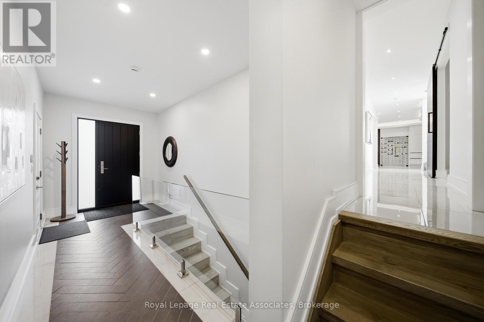 14 Joyce Parkway, Toronto, Ontario  M6B 2S9 - Photo 17 - W13429610