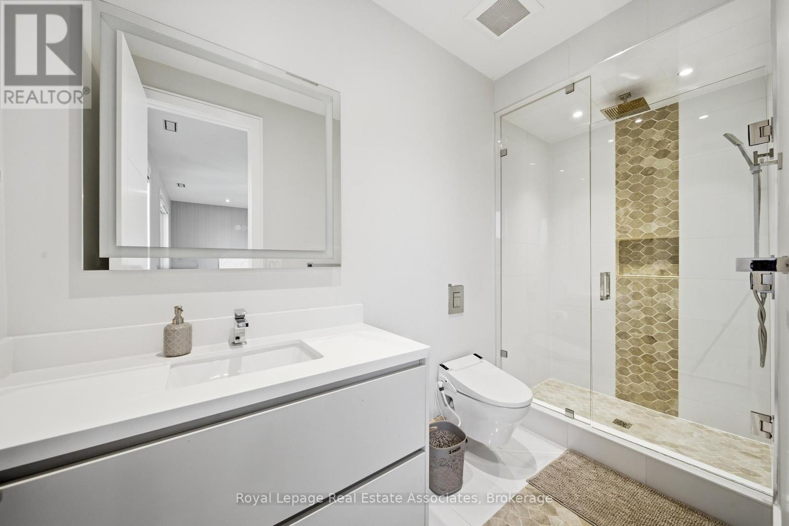 14 Joyce Parkway, Toronto, Ontario  M6B 2S9 - Photo 30 - W13429610