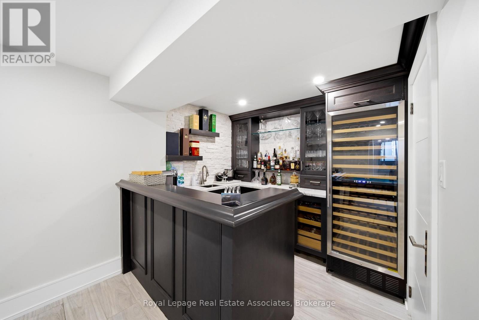 14 Joyce Parkway, Toronto, Ontario  M6B 2S9 - Photo 37 - W13429610