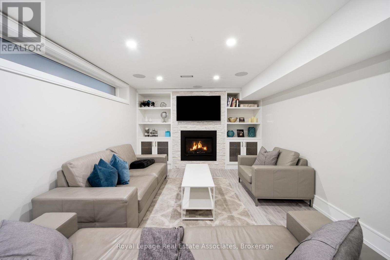 14 Joyce Parkway, Toronto, Ontario  M6B 2S9 - Photo 39 - W13429610