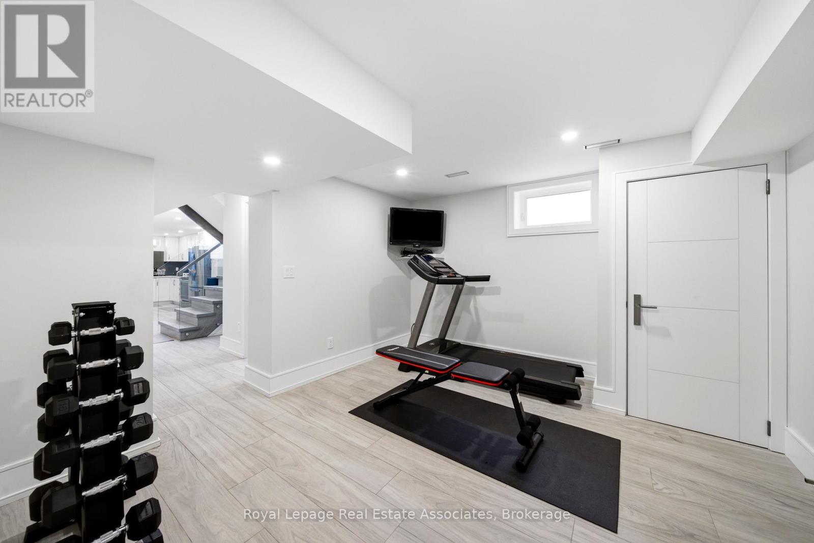 14 Joyce Parkway, Toronto, Ontario  M6B 2S9 - Photo 41 - W13429610