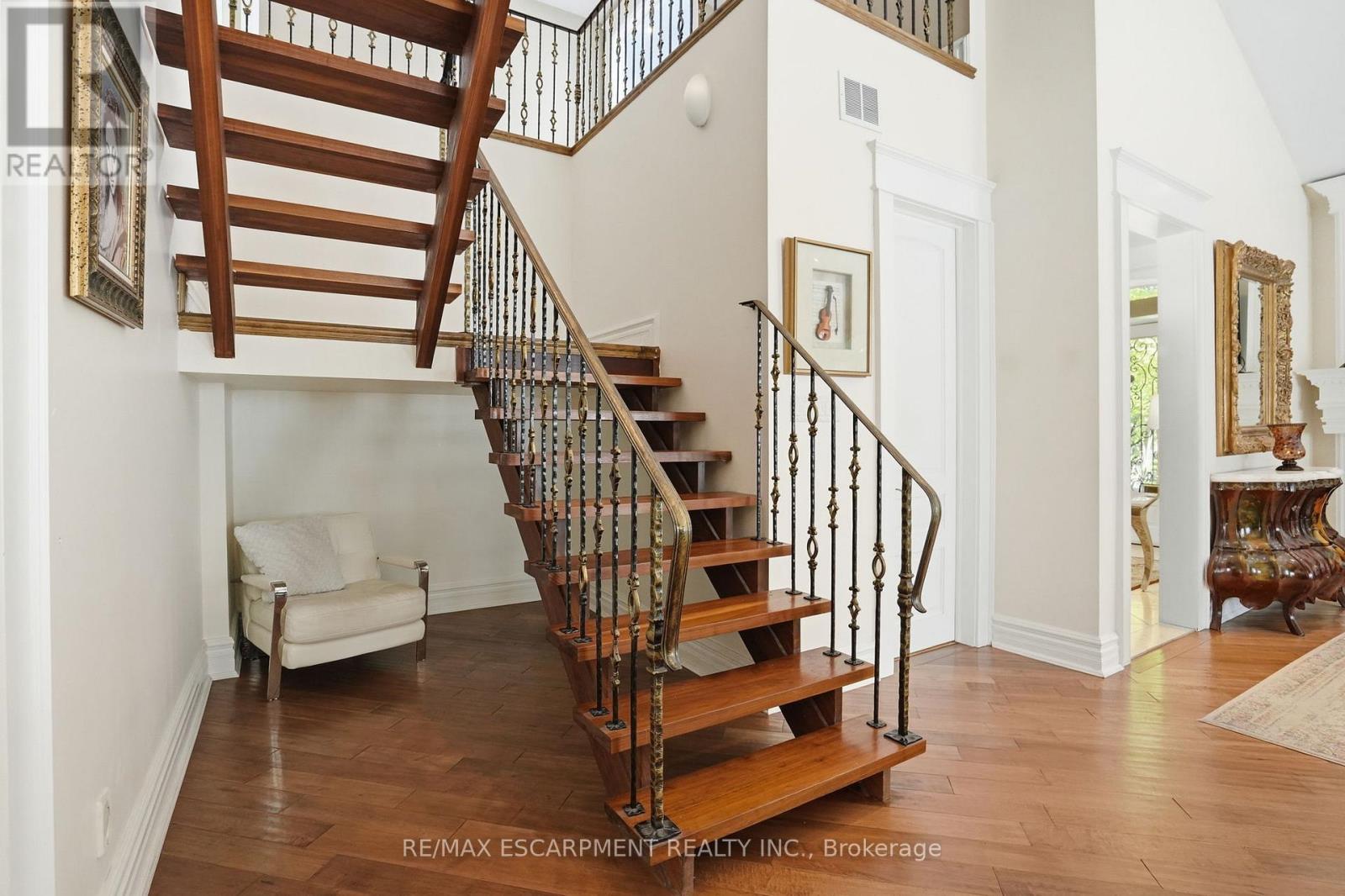 1320 Woodland Avenue, Mississauga, Ontario L5G 2X9 - Photo 27 - W13463404