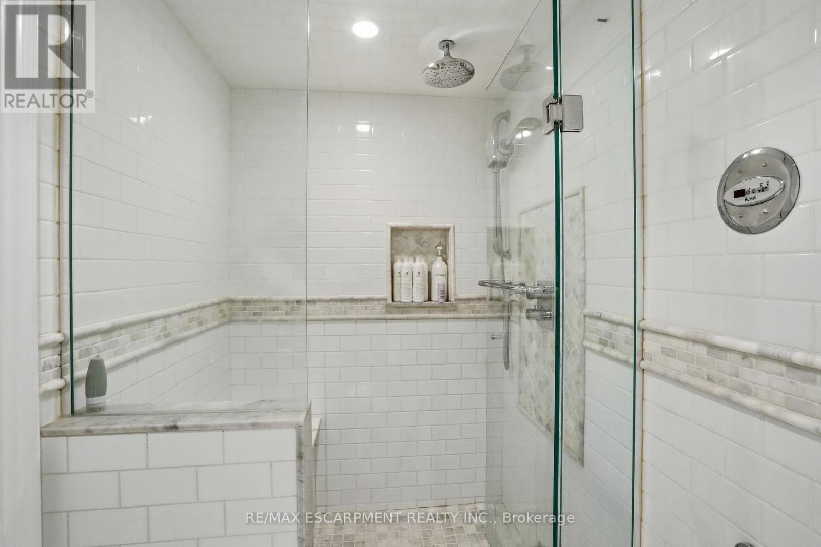 1320 Woodland Avenue, Mississauga, Ontario L5G 2X9 - Photo 42 - W13463404