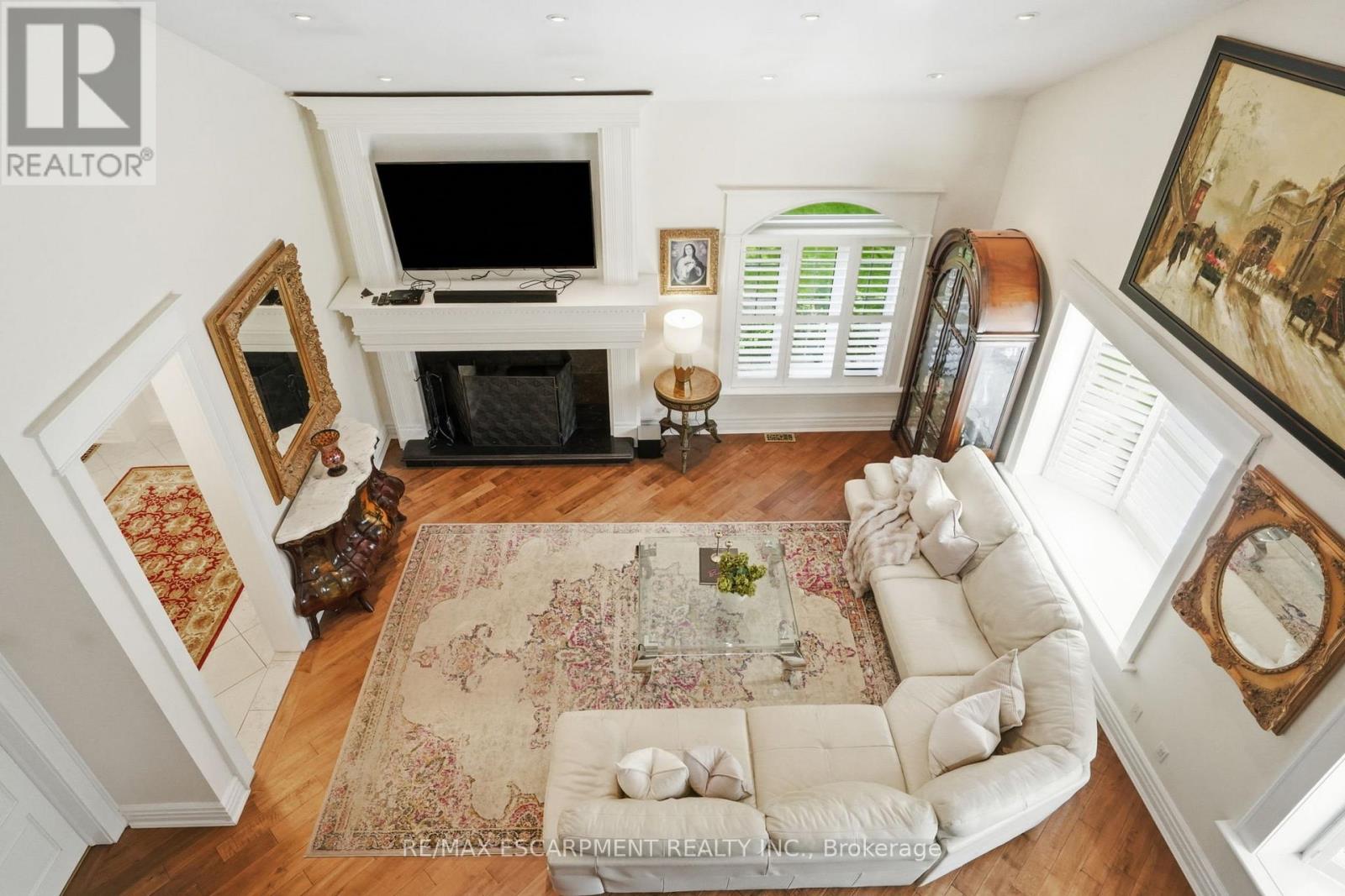 1320 Woodland Avenue, Mississauga, Ontario L5G 2X9 - Photo 5 - W13463404