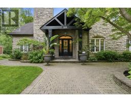 1320 WOODLAND AVENUE, Mississauga, Ontario