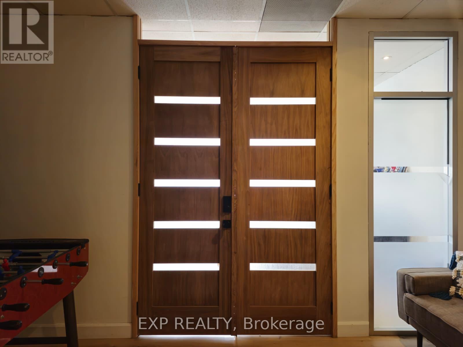 200 - 534 Brant Street, Burlington, Ontario  L7R 2G8 - Photo 14 - W13463500