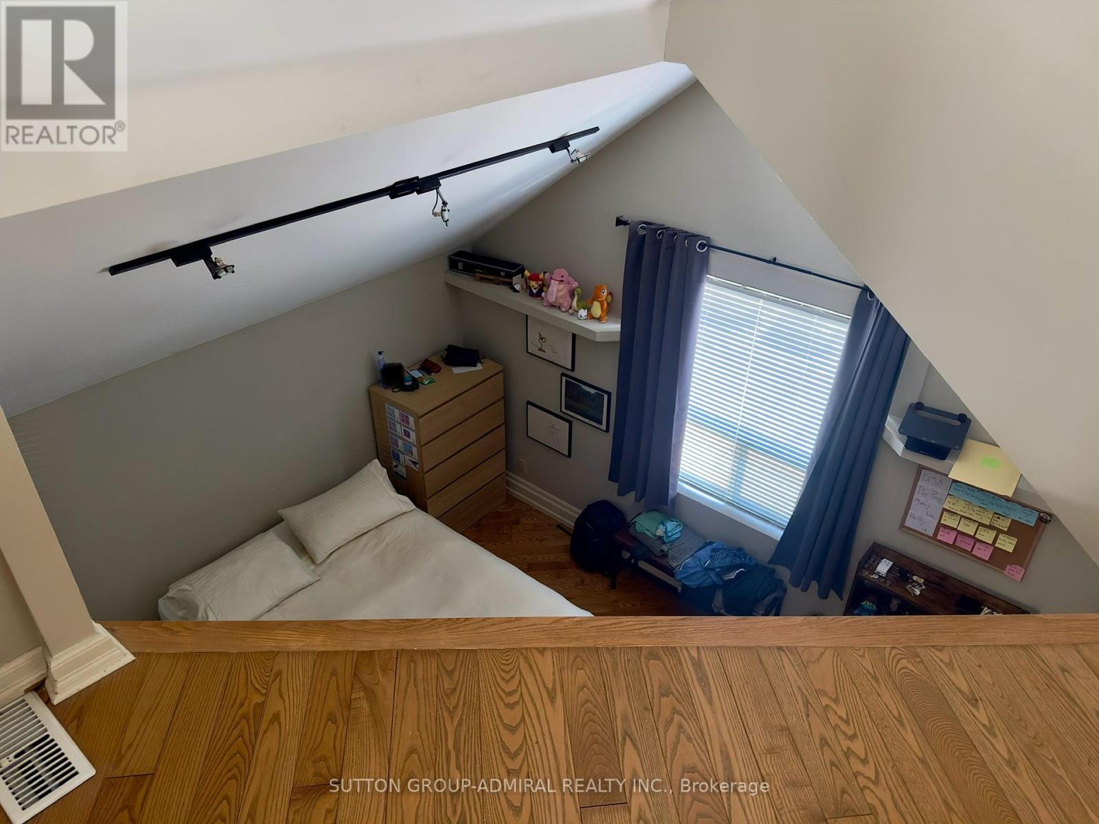 8 - 136 Springhurst Avenue, Toronto, Ontario  M6K 1C1 - Photo 10 - W13463554