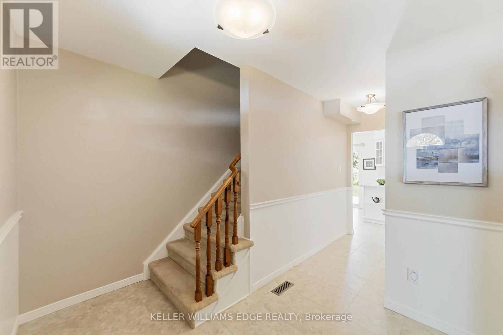 1495 Clinton Court, Burlington, Ontario  L7M 1N1 - Photo 3 - W13463708