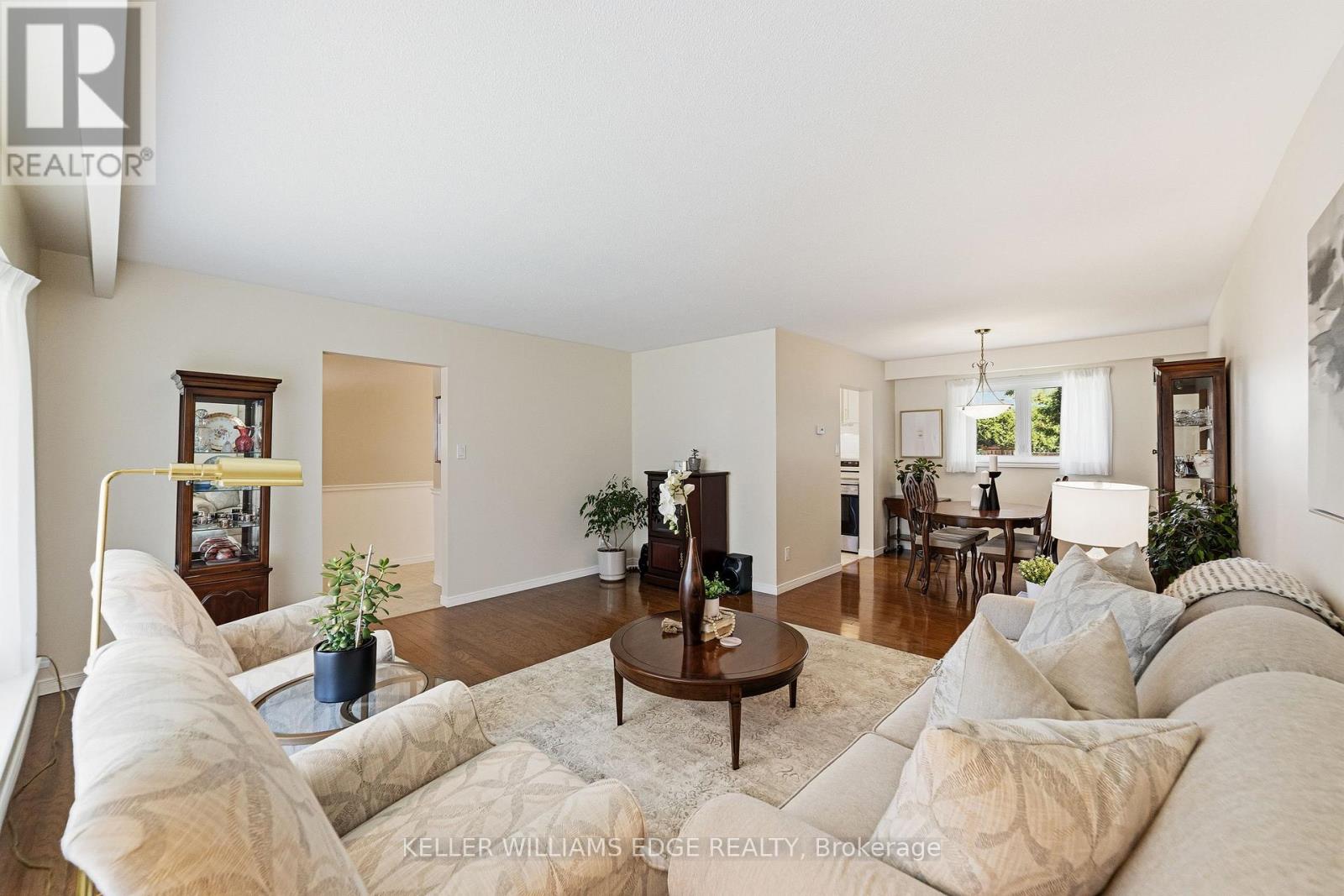 1495 Clinton Court, Burlington, Ontario  L7M 1N1 - Photo 8 - W13463708