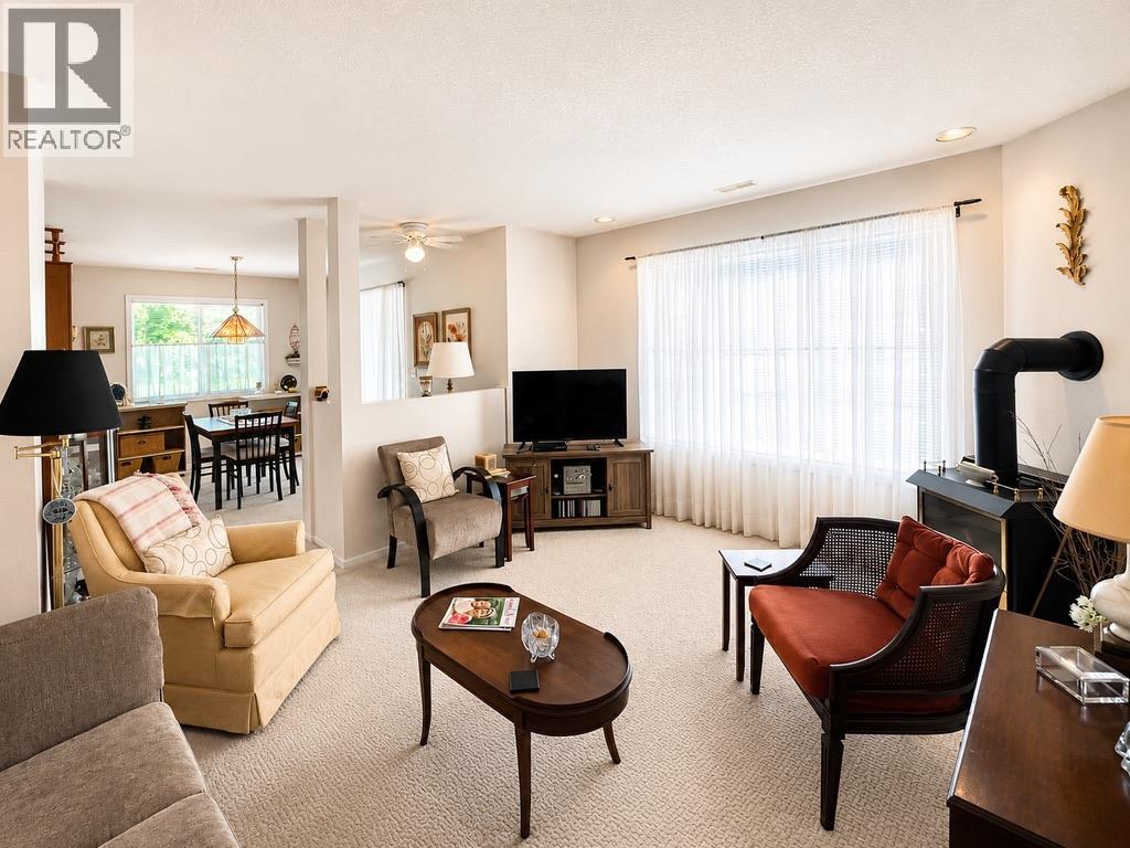 6-573 10th Ave Castlegar 10th Avenue Unit# 6, Castlegar, British Columbia  V1N 1K6 - Photo 11 - 10391841