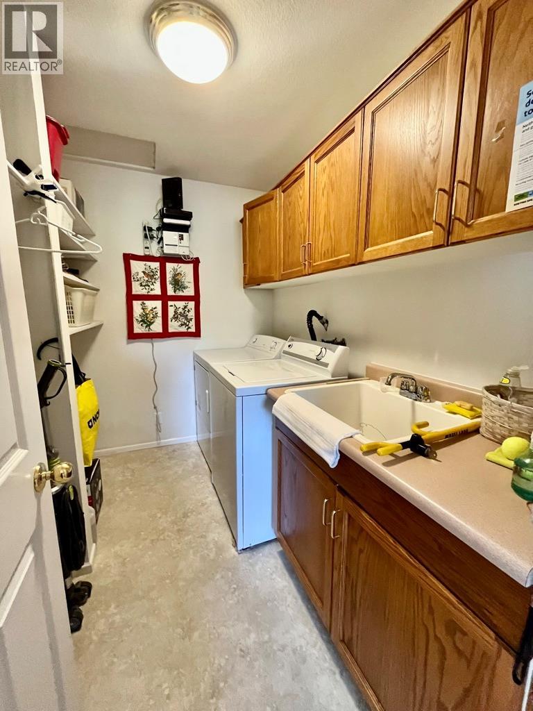6-573 10th Ave Castlegar 10th Avenue Unit# 6, Castlegar, British Columbia  V1N 1K6 - Photo 16 - 10391841