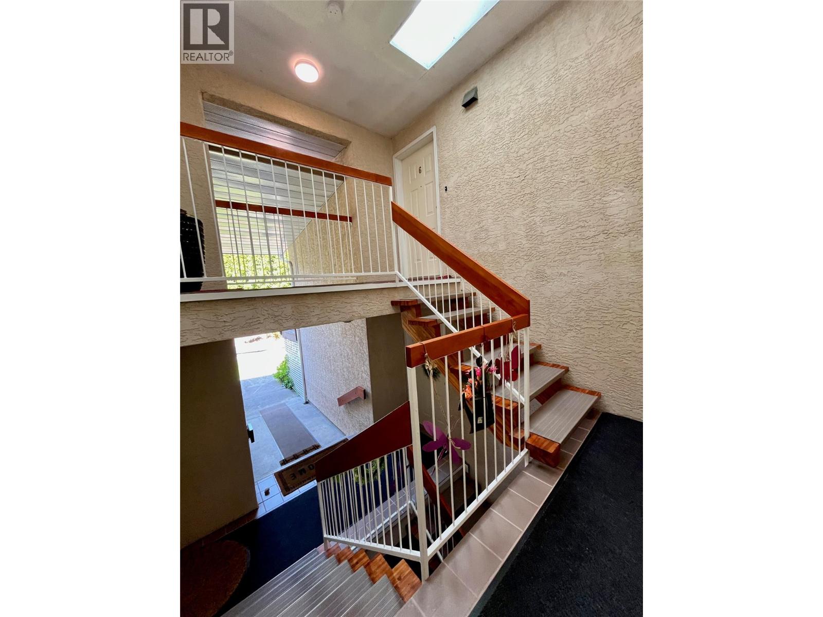 6-573 10th Ave Castlegar 10th Avenue Unit# 6, Castlegar, British Columbia  V1N 1K6 - Photo 22 - 10391841