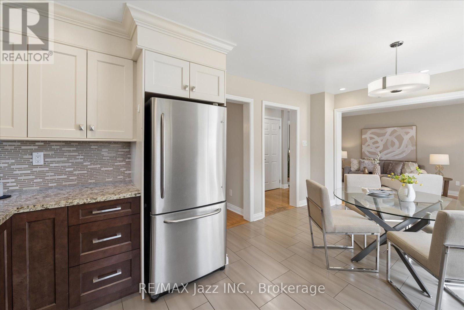 63 Bonnycastle Drive, Clarington, Ontario  L1C 4S8 - Photo 15 - E13463810