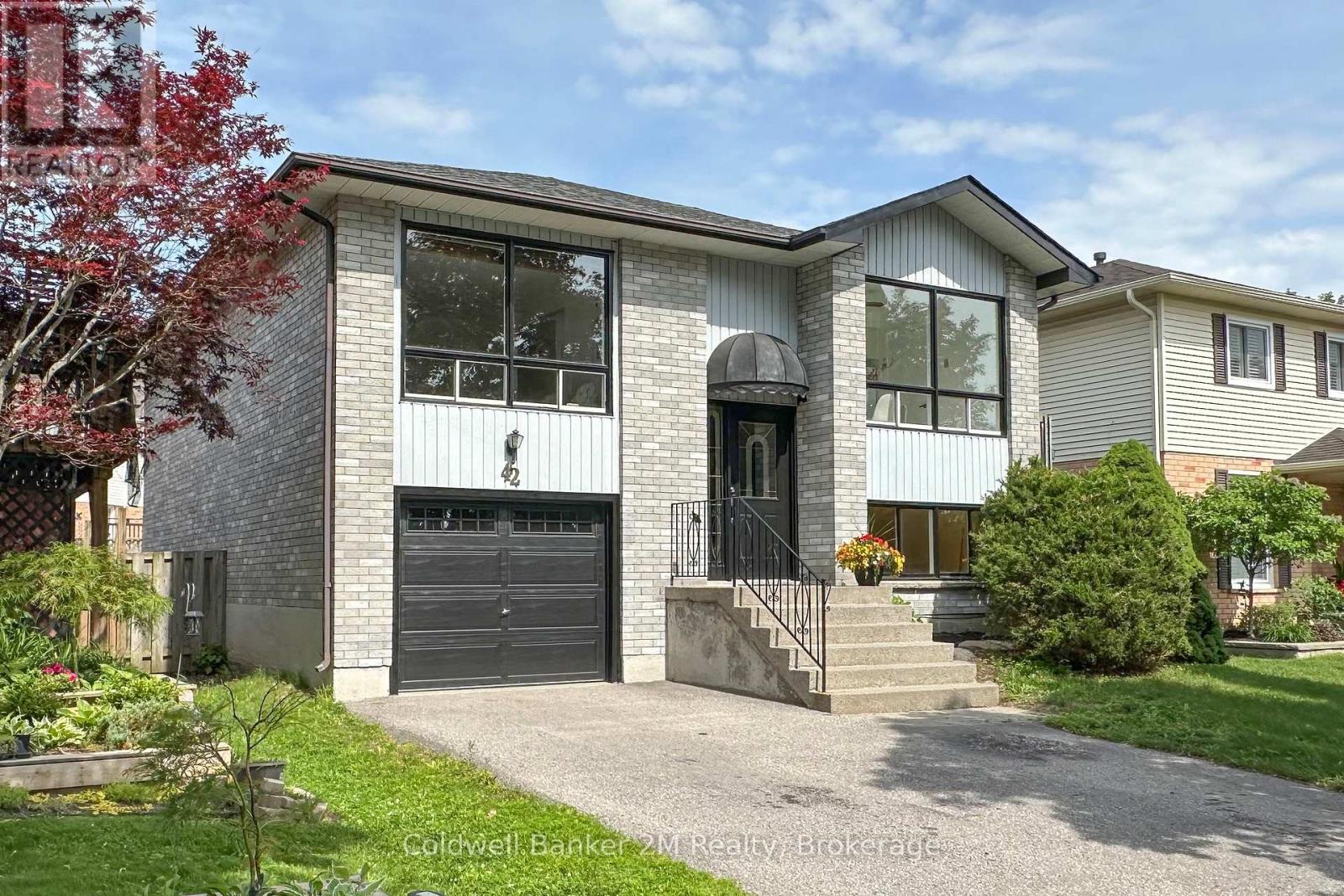42 Kintyre Street, Clarington, Ontario  L1E 2E4 - Photo 1 - E13463922