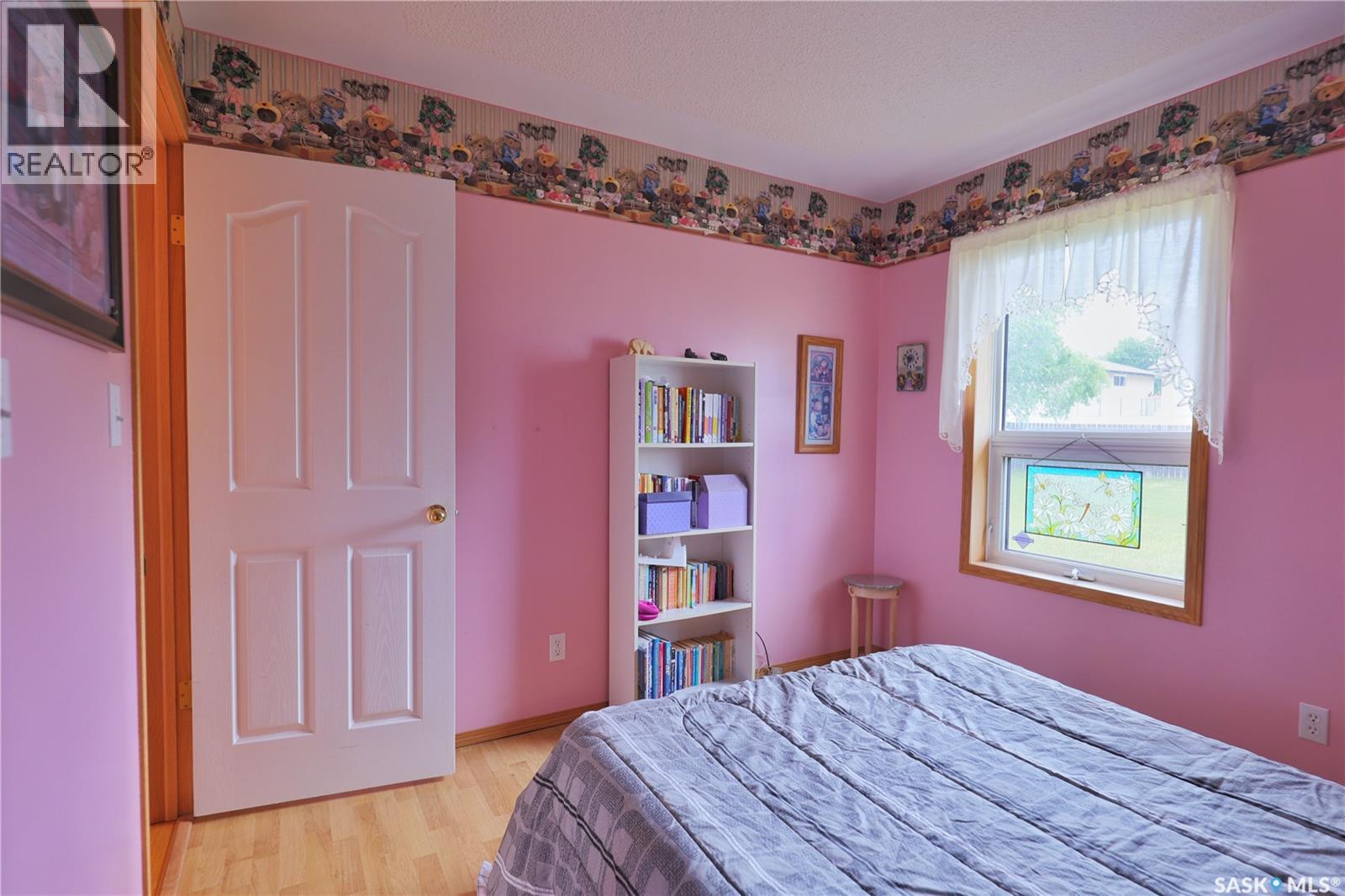 1037 Oxford Street E, Moose Jaw, Saskatchewan  S6H 7L4 - Photo 23 - SK039727