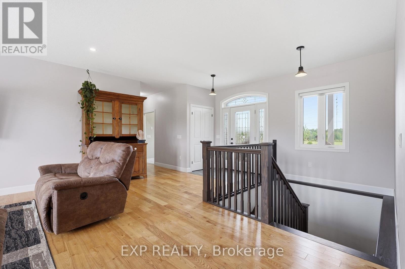 117 Mary Street, North Huron, Ontario  N0G 2W0 - Photo 11 - X13463580