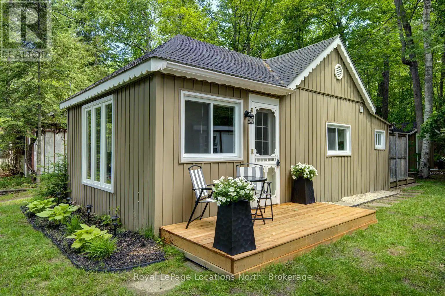 1955 Tiny Beaches Road S, Tiny, Ontario  L0L 1P1 - Photo 2 - S13463792
