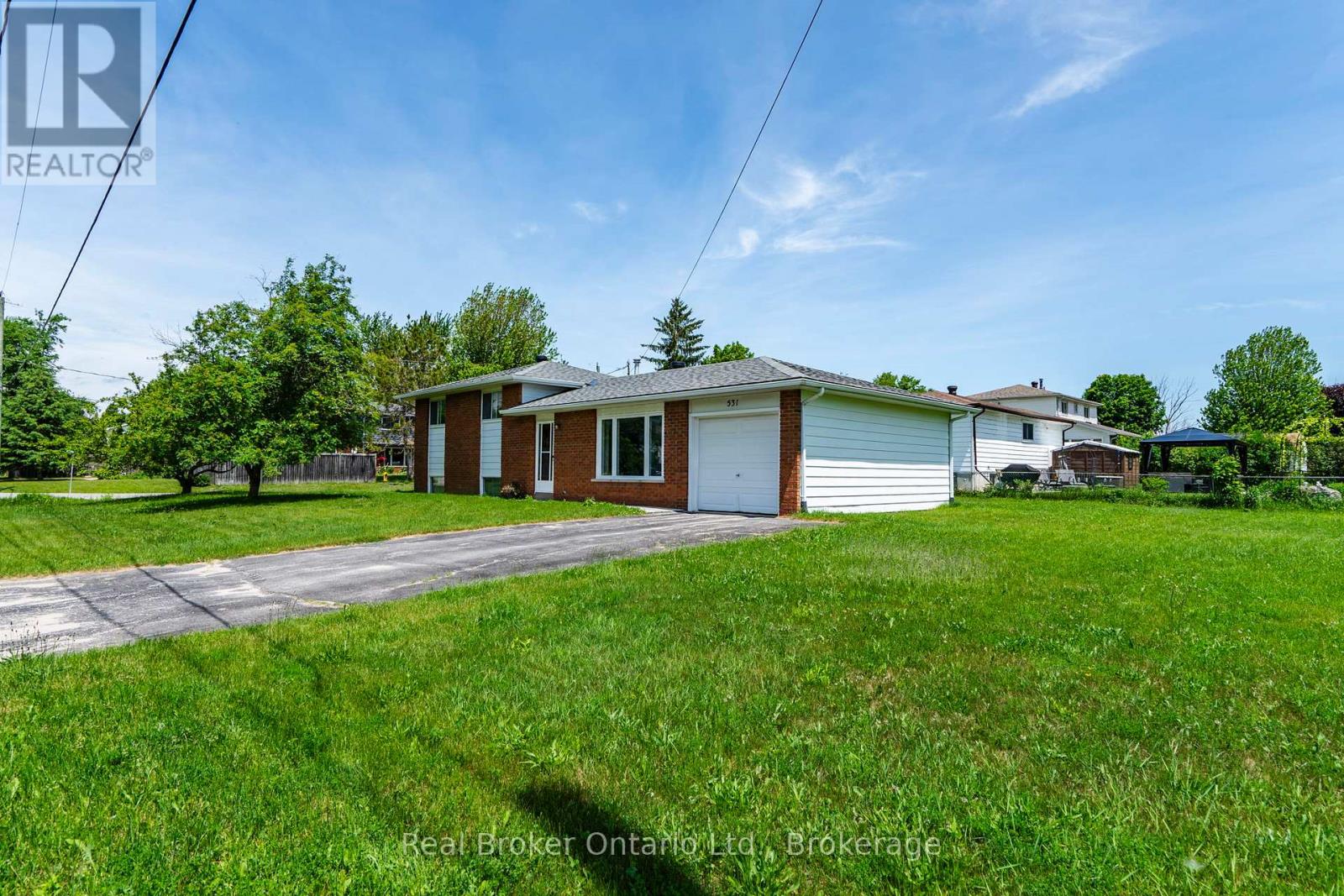 531 Seventh Avenue, Tay (Port Mcnicoll), Ontario  L0K 1R0 - Photo 2 - S13463986