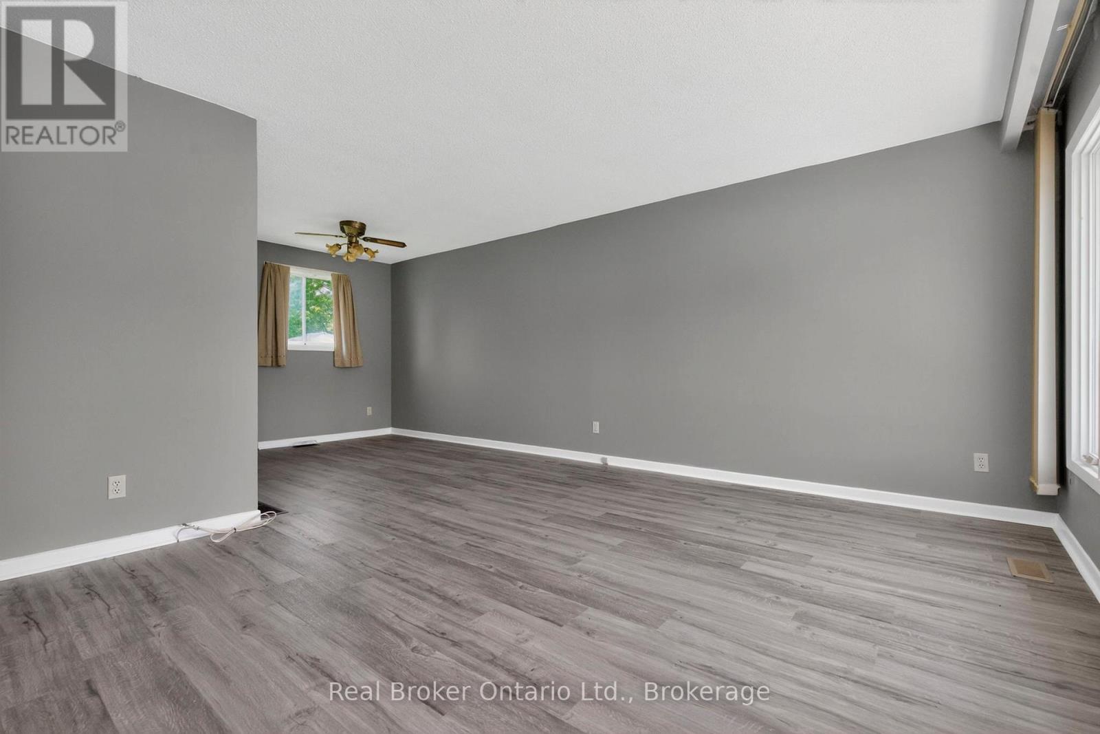 531 Seventh Avenue, Tay (Port Mcnicoll), Ontario  L0K 1R0 - Photo 5 - S13463986