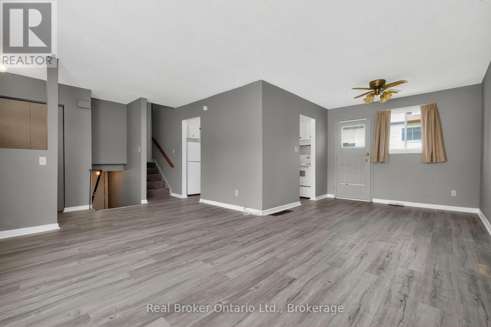 531 Seventh Avenue, Tay (Port Mcnicoll), Ontario  L0K 1R0 - Photo 6 - S13463986