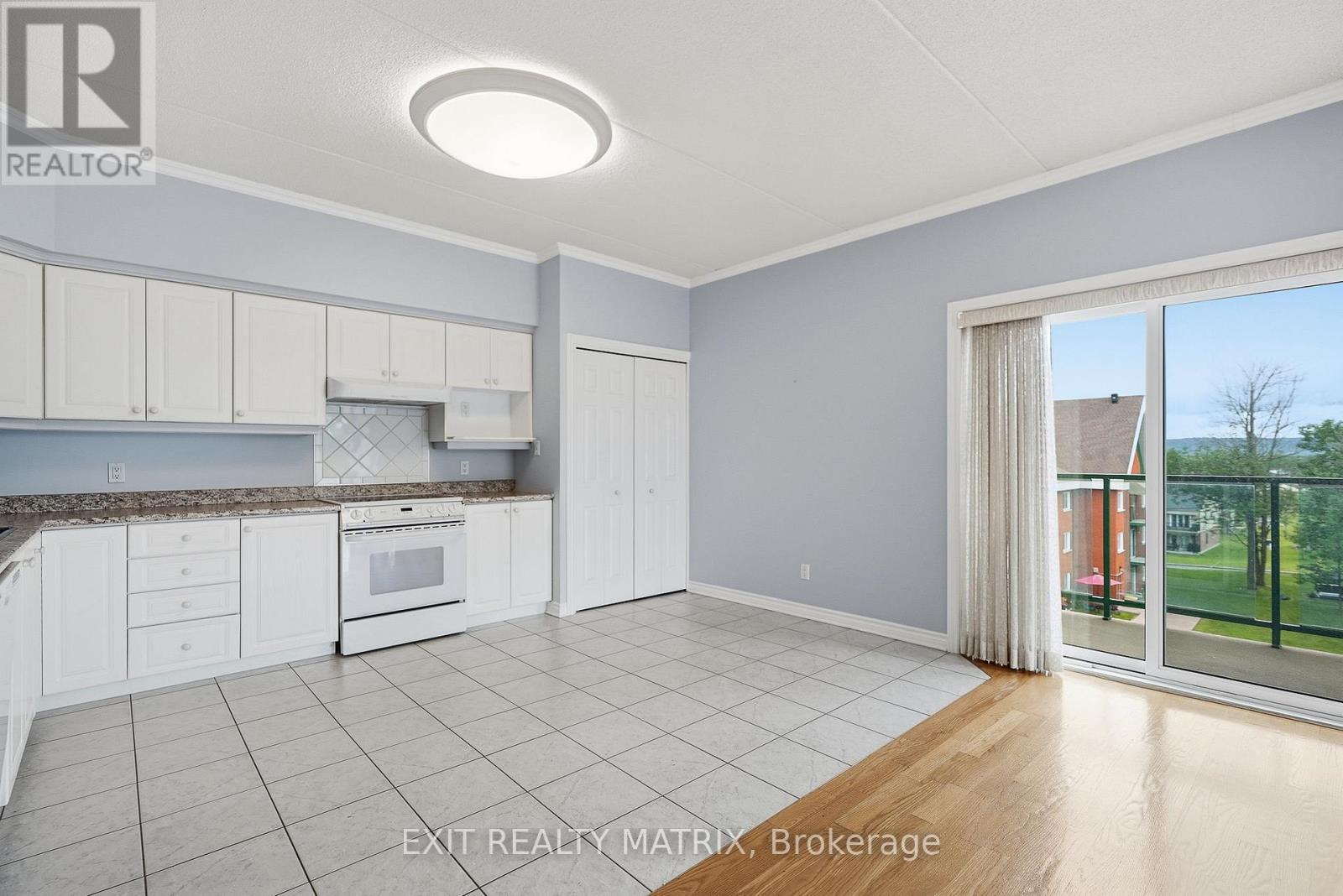 332 - 1303 Clement Street, Hawkesbury, Ontario  K6A 3P1 - Photo 6 - X13463830