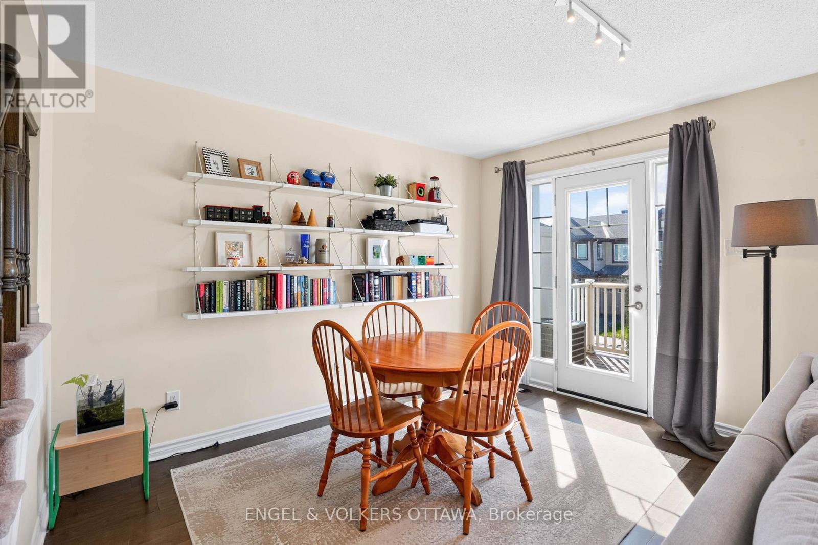 241 Par-La-Ville Circle, Ottawa, Ontario  K2S 0T6 - Photo 15 - X13463726