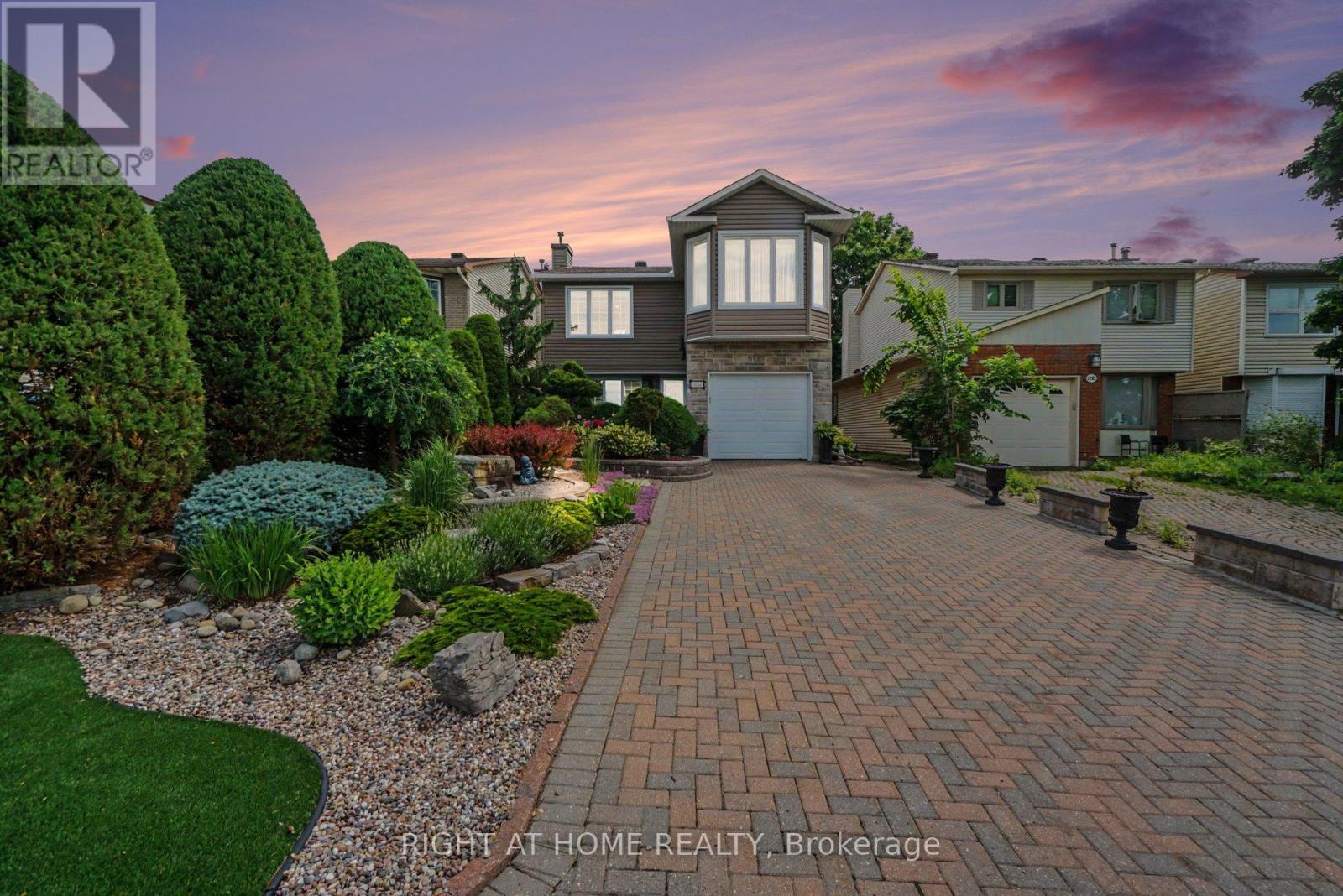 1484 MEADOWBROOK ROAD, Ottawa, Ontario