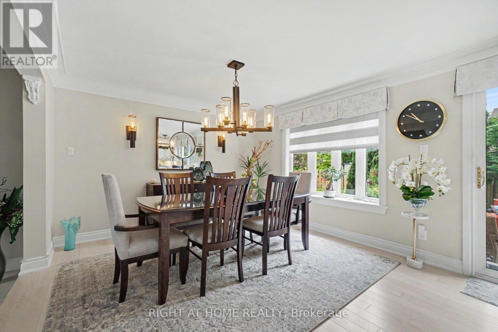 1484 Meadowbrook Road, Ottawa, Ontario  K1B 5C3 - Photo 11 - X13463858
