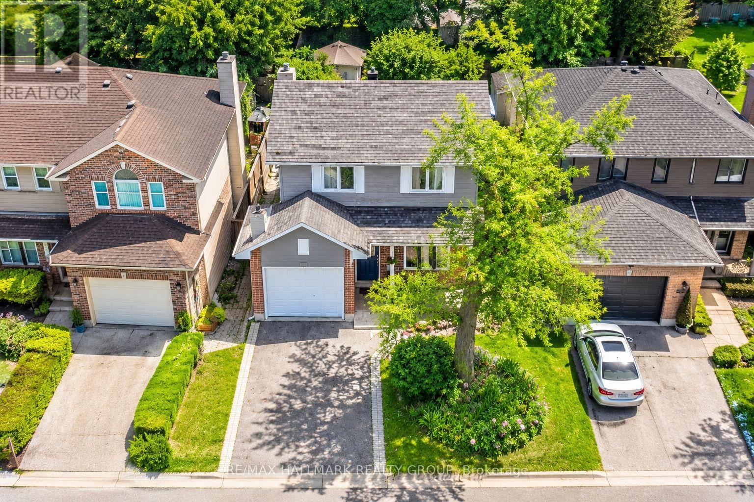 29 CARBERY DRIVE, Ottawa, Ontario