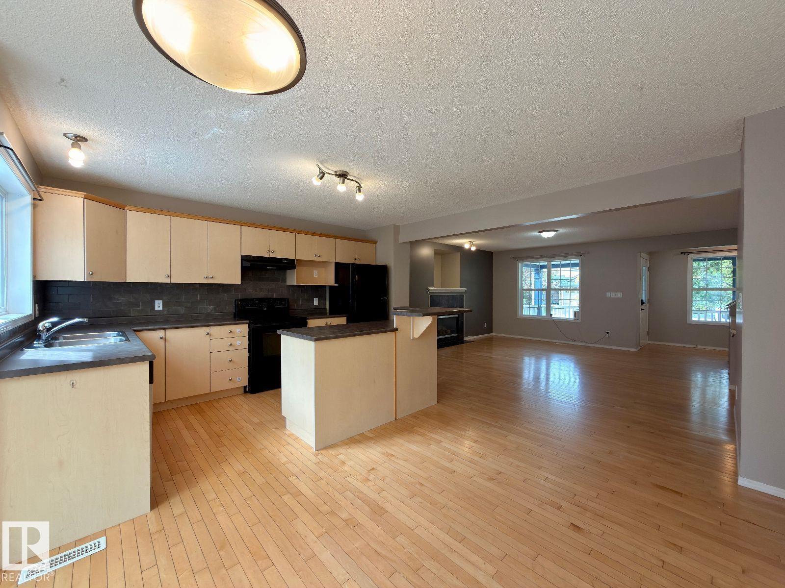 12207 16 Av SW, Edmonton, Alberta  T6W 1L8 - Photo 7 - E4494444