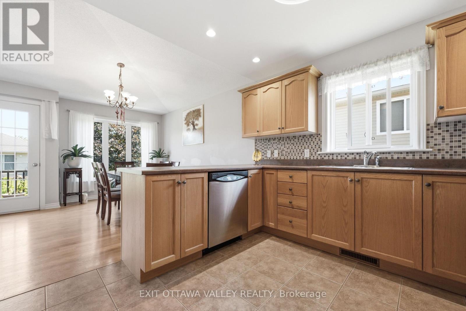6 Cockcroft Crescent, Deep River, Ontario  K0J 1P0 - Photo 15 - X13463732