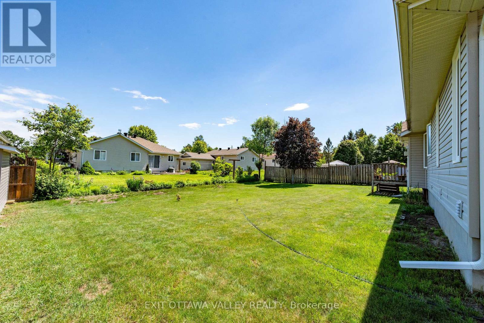 6 Cockcroft Crescent, Deep River, Ontario  K0J 1P0 - Photo 37 - X13463732