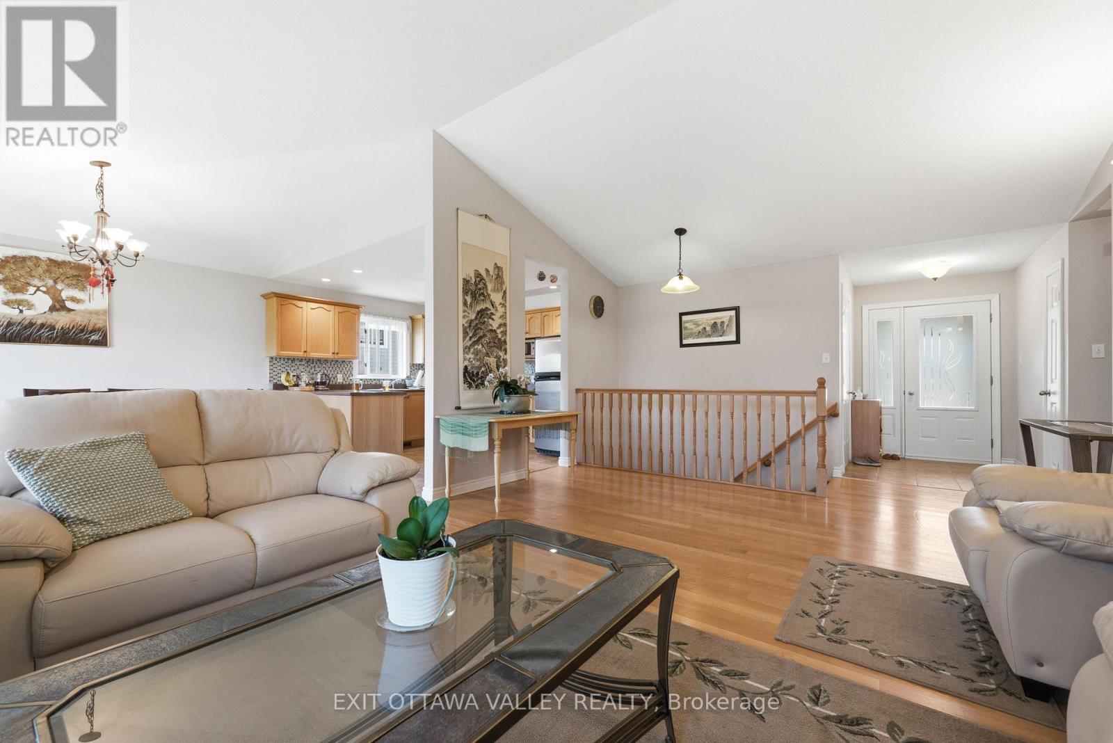 6 Cockcroft Crescent, Deep River, Ontario  K0J 1P0 - Photo 7 - X13463732
