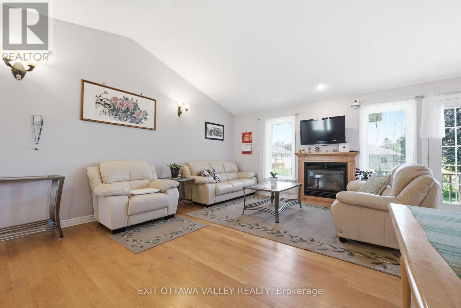 6 Cockcroft Crescent, Deep River, Ontario  K0J 1P0 - Photo 8 - X13463732