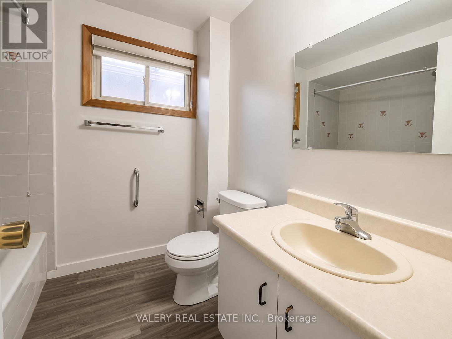 Main - 164 Daniels Crescent, Ajax, Ontario  L1T 1Z3 - Photo 8 - E13450208