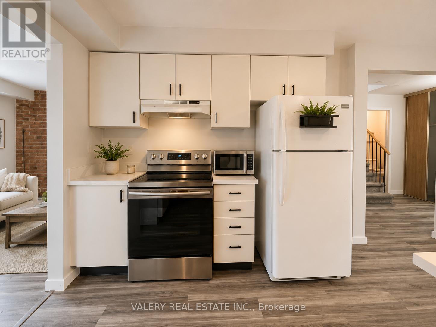 Main - 164 Daniels Crescent, Ajax, Ontario  L1T 1Z3 - Photo 5 - E13450208