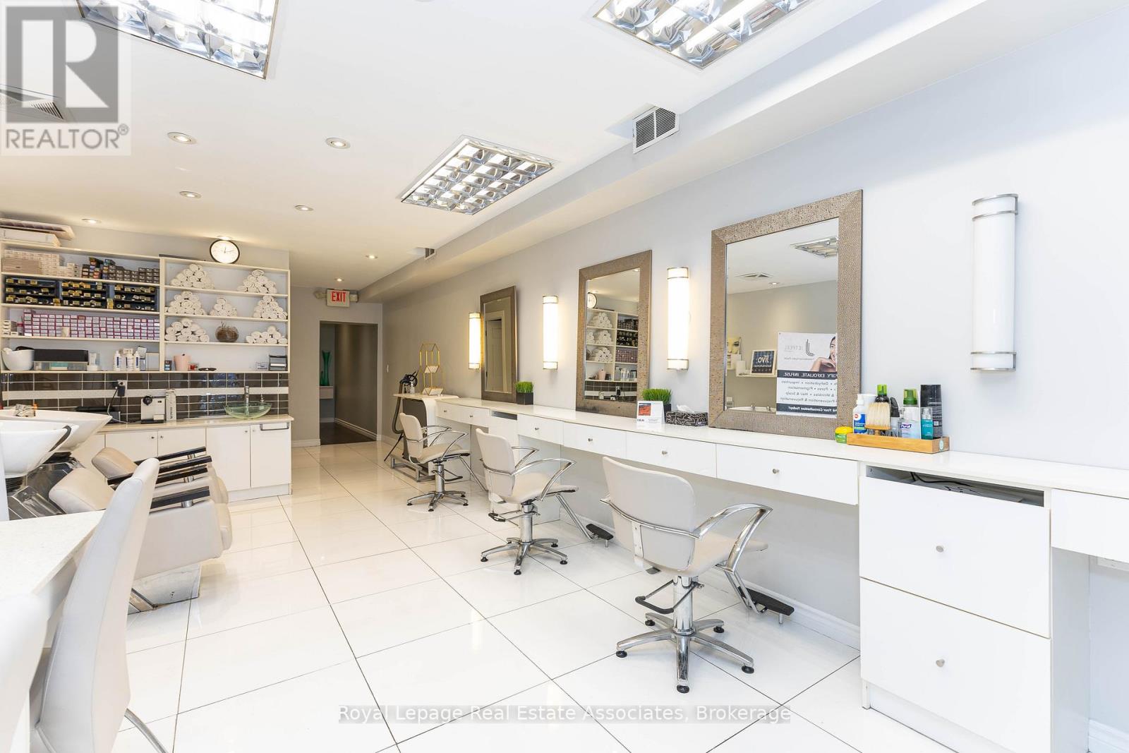 390 Bloor Street W, Toronto, Ontario M5S 1X4 - Photo 10 - C12566870