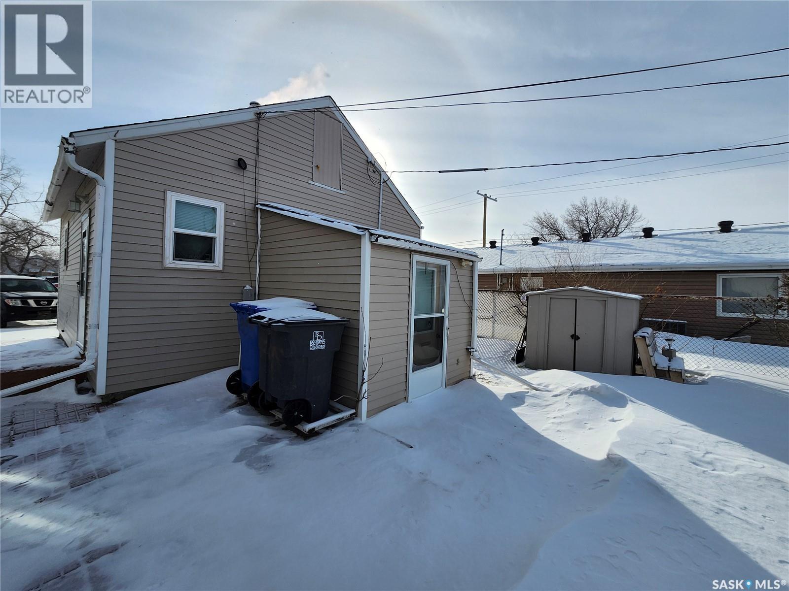 205 Main Street, Midale, Saskatchewan S0C 1S0 - Photo 8 - SK039891