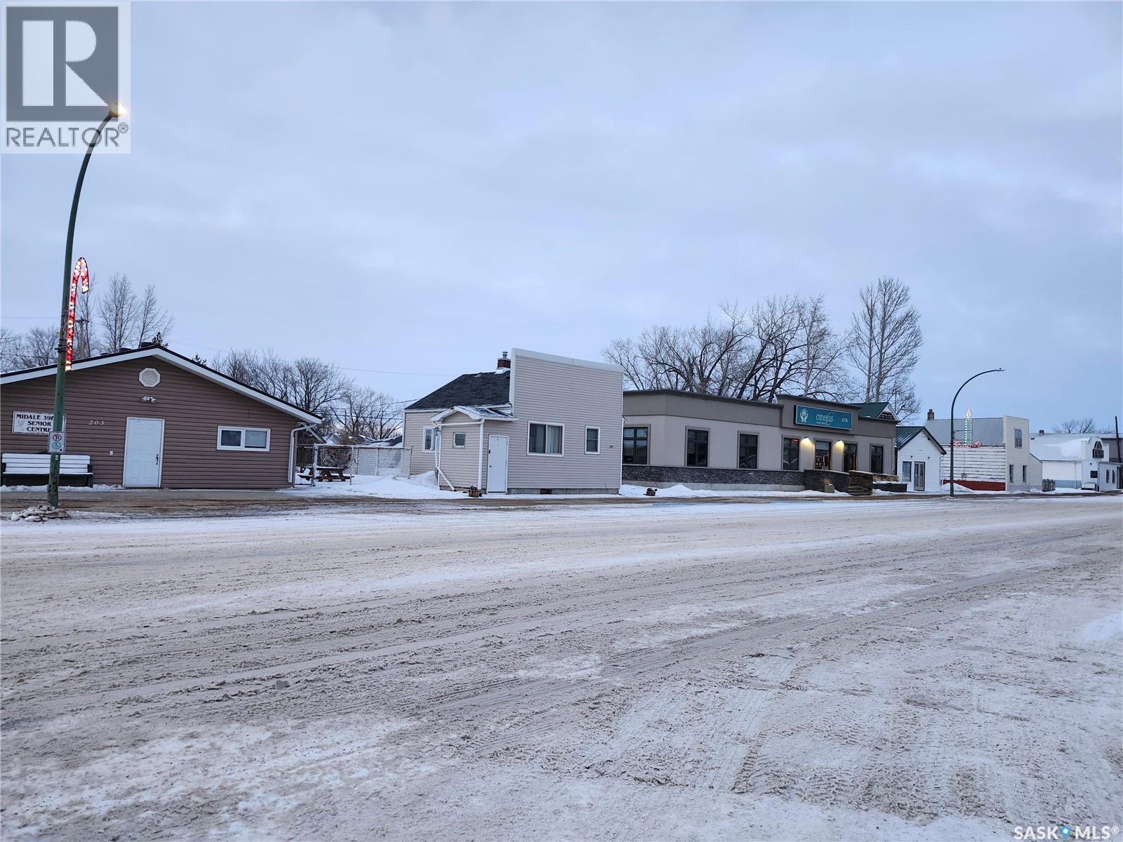 205 Main STREET, Midale, Saskatchewan