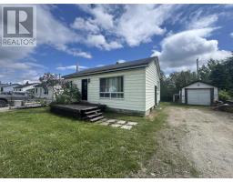 28 Warbler Drive, Manitouwadge, Ontario