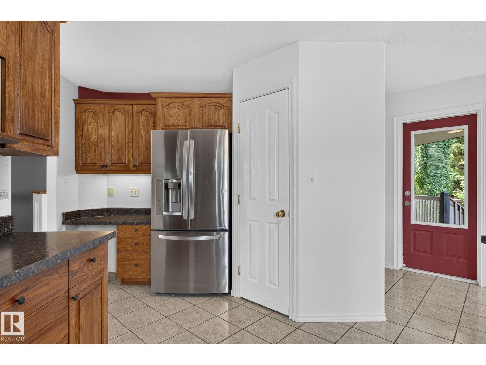 86 Heritage Cr, Stony Plain, Alberta  T7Z 2M6 - Photo 9 - E4494441