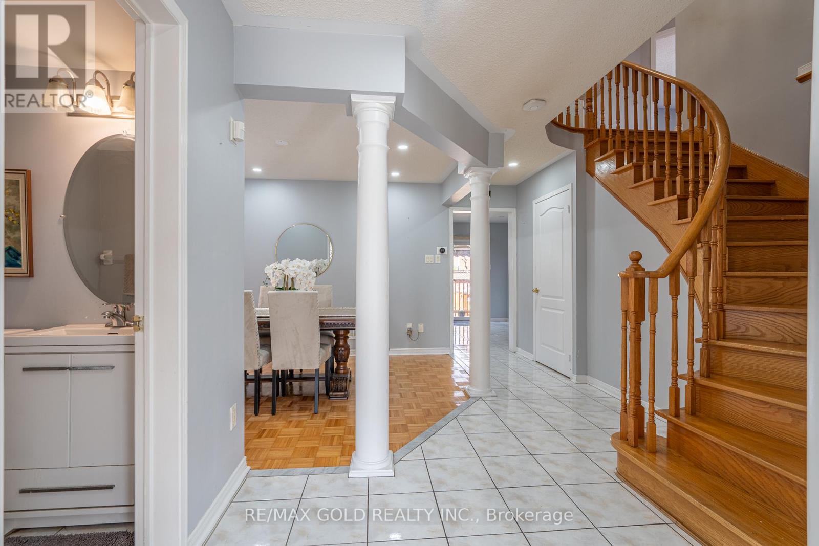 26 Wildhorse Lane, Brampton, Ontario  L6R 2J5 - Photo 6 - W13461206