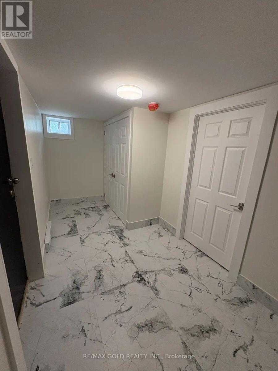 Bsmt - 145 Riverhead Drive, Toronto, Ontario M9W 4H1 - Photo 2 - W13438864