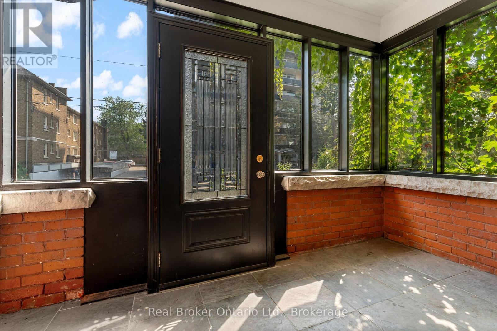 2 - 128 Herkimer Street, Hamilton, Ontario  L8P 2H1 - Photo 6 - X13211726