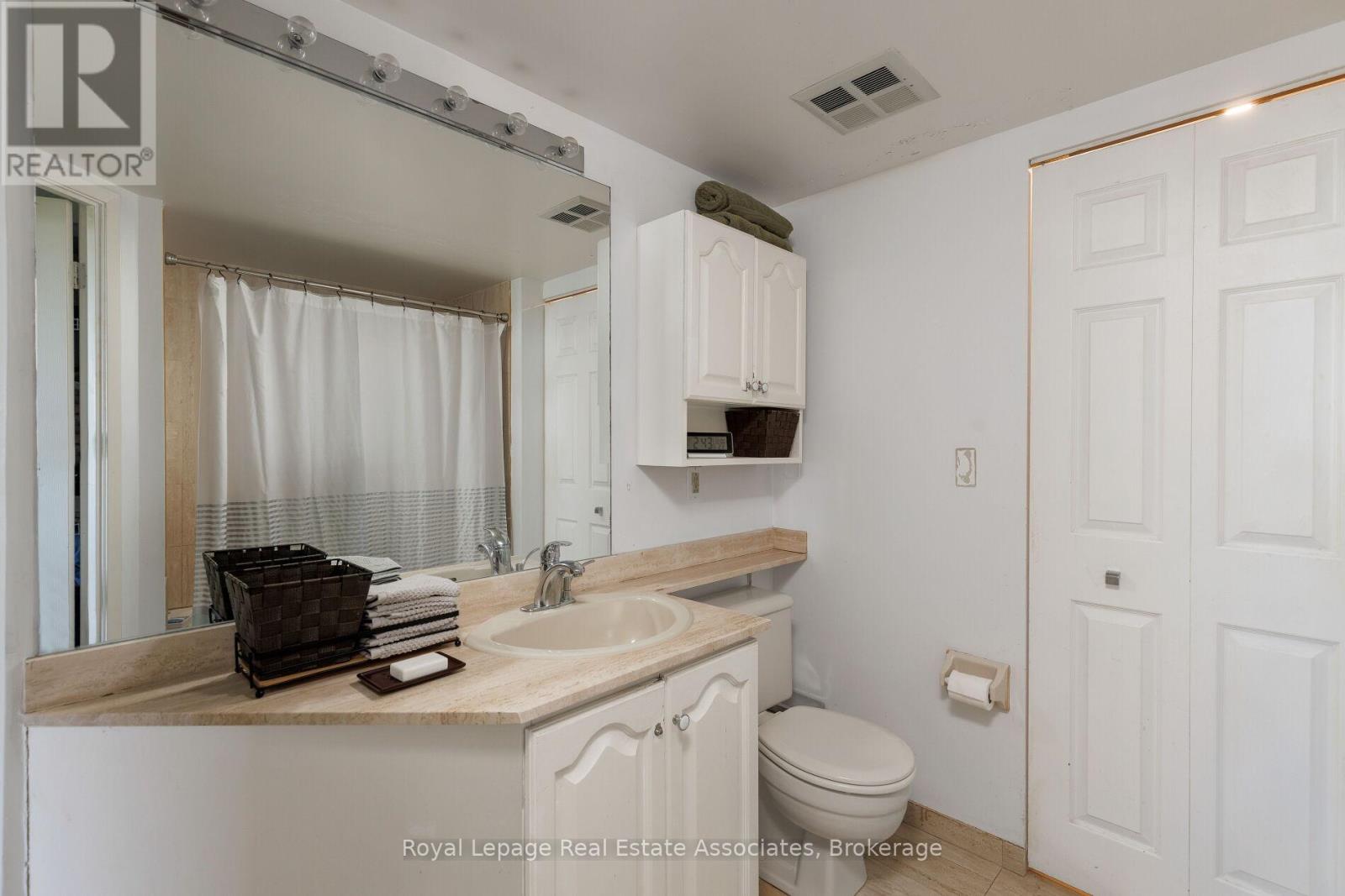 411 - 7 Concorde Place, Toronto, Ontario  M3C 3N4 - Photo 20 - C13246930