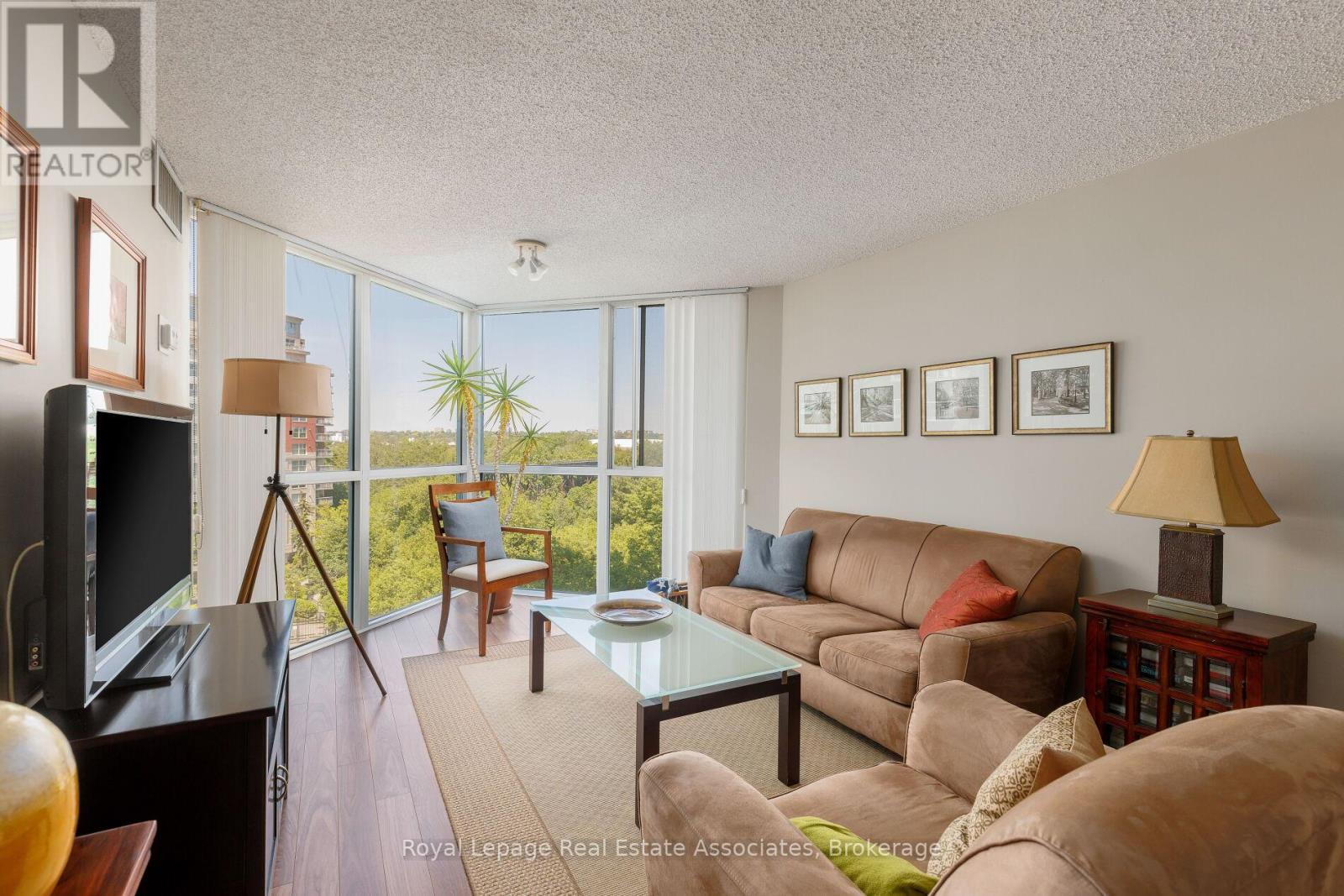 411 - 7 Concorde Place, Toronto, Ontario  M3C 3N4 - Photo 7 - C13246930